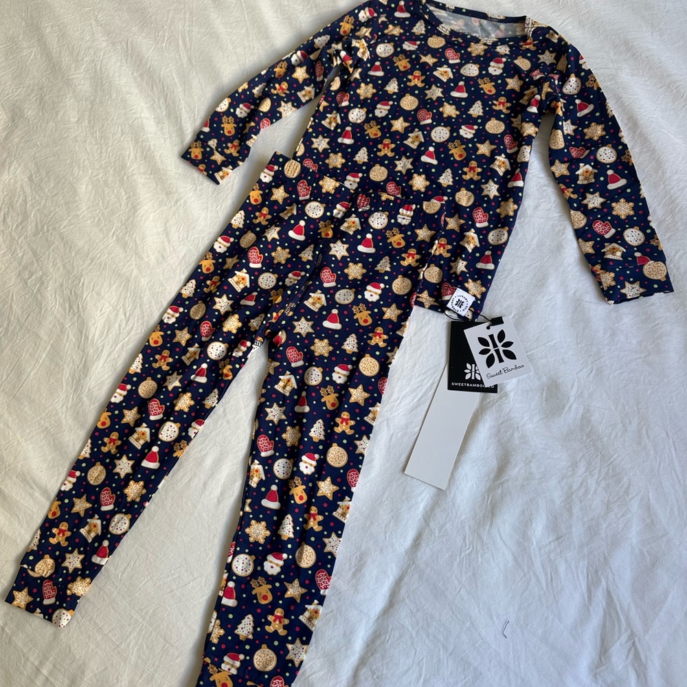 NWT Sweet Bamboo 2 piece Christmas Pajamas 2T